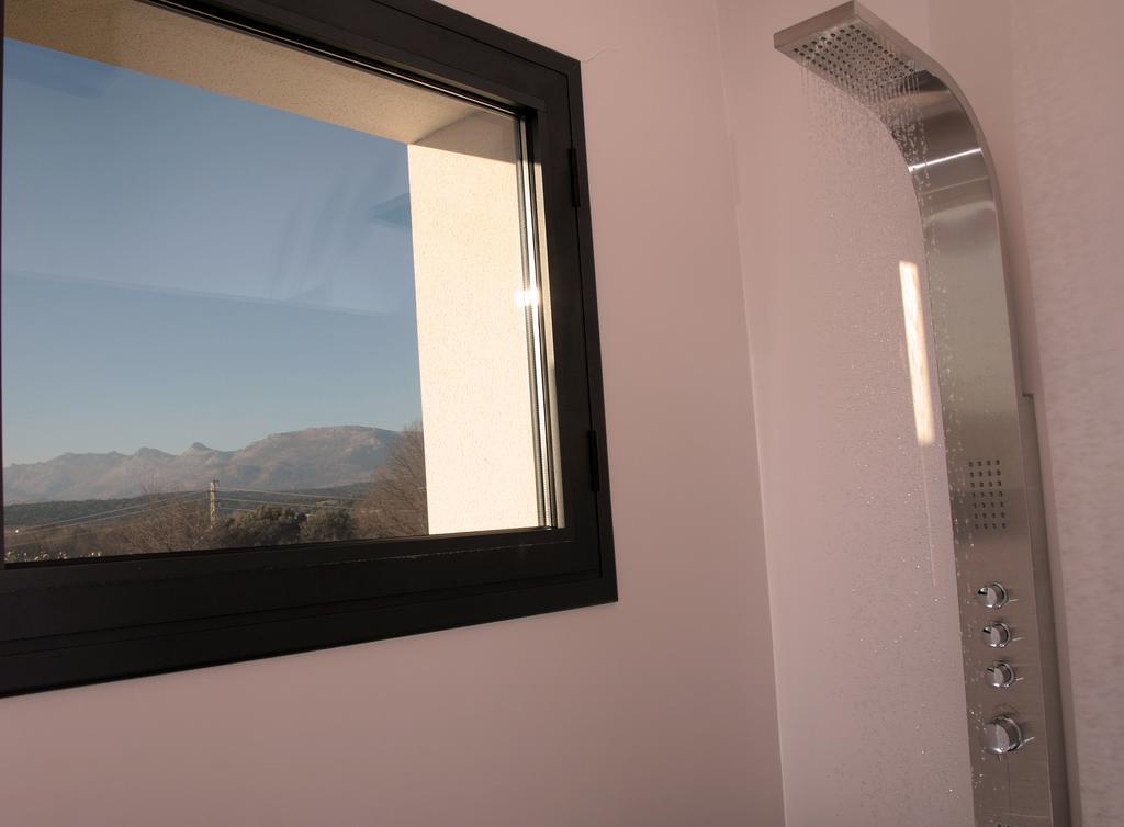 El Hotelito Navaluenga Zimmer foto